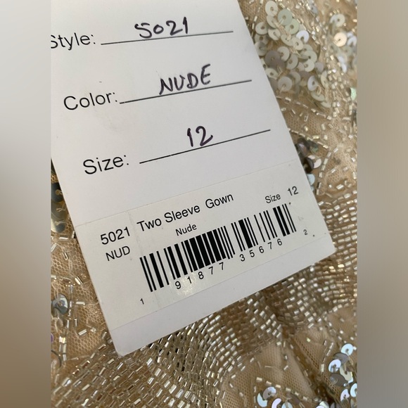 Mac Duggal Long Sleeve Cream Gown with Silver Accents - Picture 10 of 10